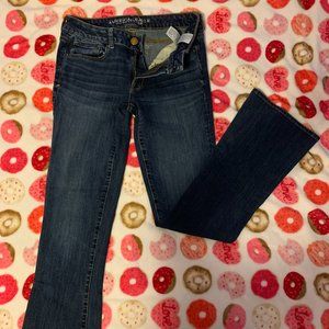 American Eagle Skinny Kick Jeans